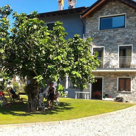 Casa Vacanze Zia Vivina B N Sorico Exterior foto